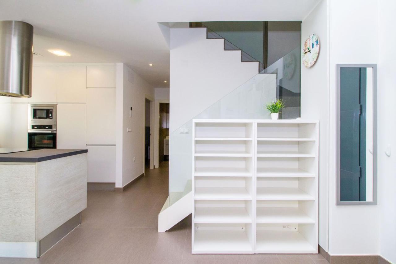 Villa De Lujo 로잘레스 외부 사진